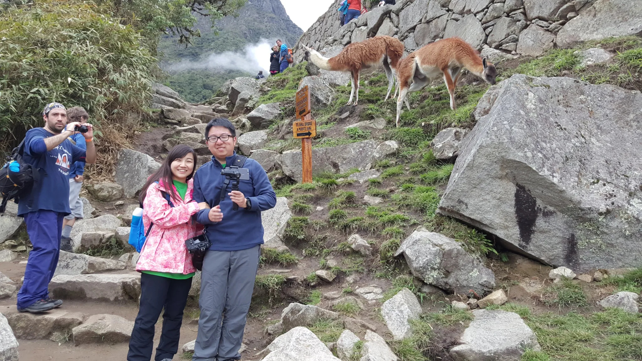 Couple - happy at Machupicchu